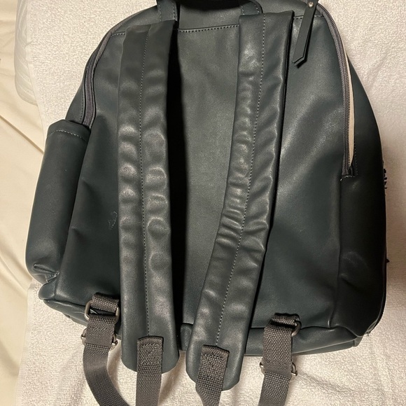 Skip Hop Gray Laptop Backpack main image 6